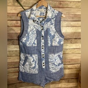 Urban Outfitters Blue Jean Button-Front Romper Women’s Size Medium